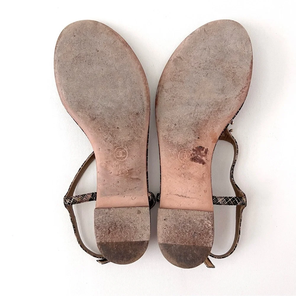 CHANEL | Gold Metallic Tweed Print Crystal CC Logo Thong Sandals 40C Wide